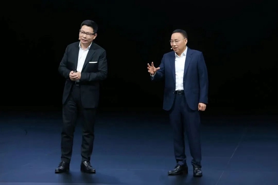 华为,‘卷’入汽车业