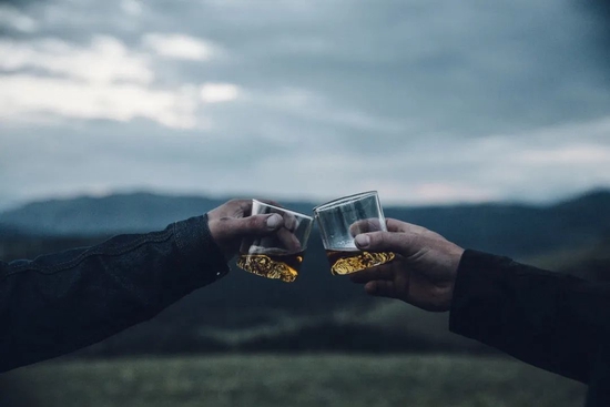 华为,‘卷’入汽车业