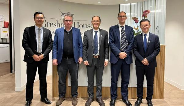 宁德时代欧洲逆市突进:德国首批电芯下仓,斩获英企储能大单