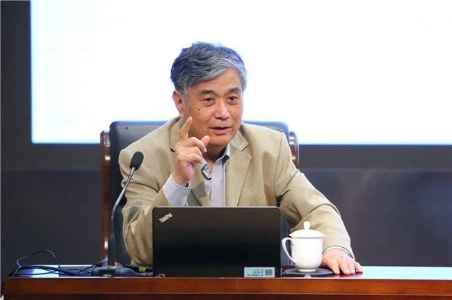 曾光:第四针一定要变换疫苗,不能再用灭活疫苗了