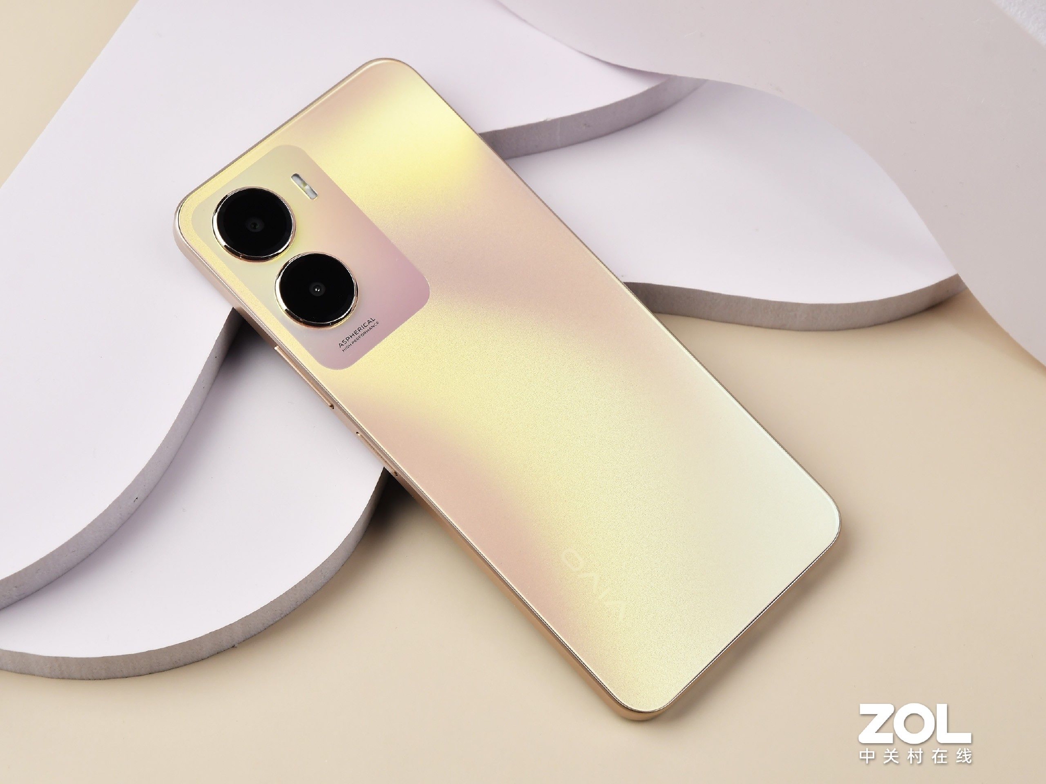 vivo Y35全面评测:2022年的入门级产品应该是啥样?