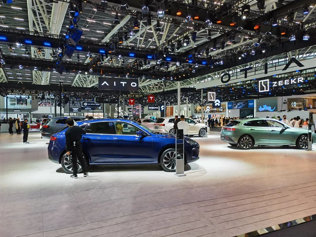 22万平方米,广州车展来了!电车、油车、混动,谁领风骚?