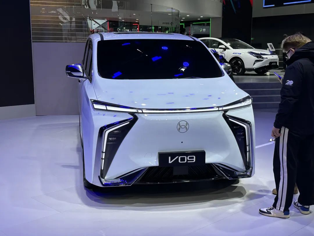 22万平方米,广州车展来了!电车、油车、混动,谁领风骚?