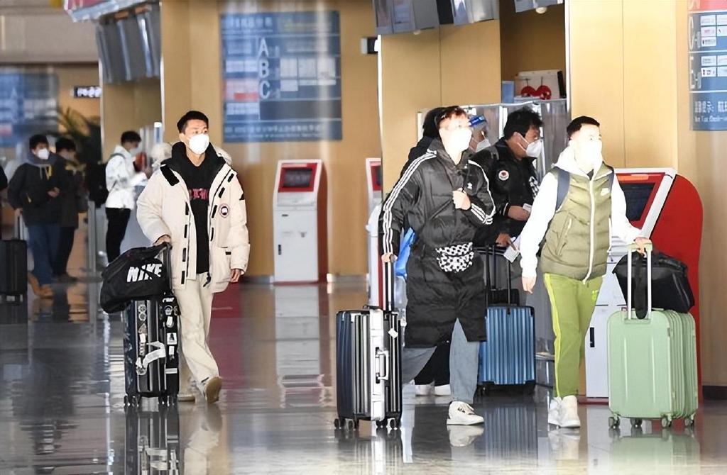 新冠调整为乙类乙管后 专家:健康码在适当的时候也会退出