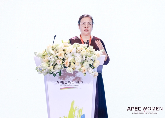 蒋南青:对于消费型企业来说,光靠可再生能源不足以做到零碳排放