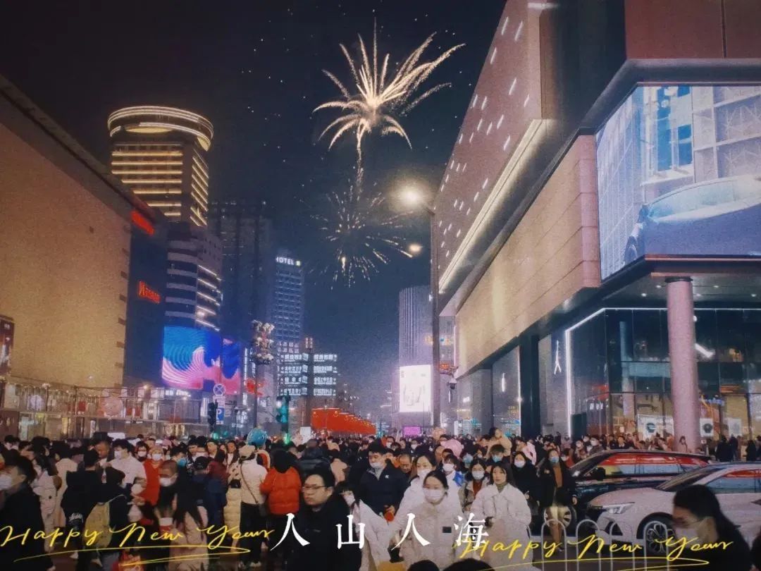 一5A级景区发话:购物不满意,1个月内可全退!全国多地景区已达上限,限流!这里近4万人涌入,导航