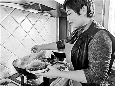 7天收入上万元!春节期间“上门代厨”服务走俏