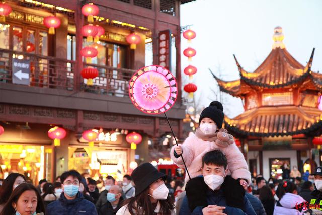 增值税发票数据显示：今年春节假期消费增长12.2%，出行旅游恢复较快海南增长1.8倍
