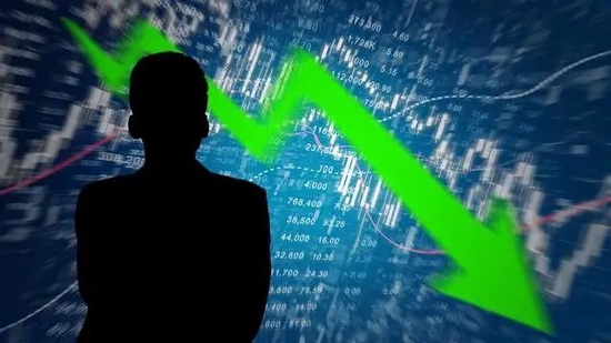 9只基金跌超30%,前海开源基金曲扬开始“瘦身”