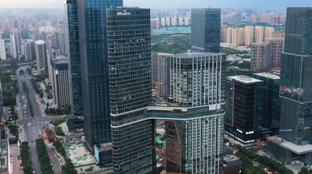 年营收1598亿元,陕西最大民企“爽约”10亿元合同!董事长夫妇身家曾达50亿