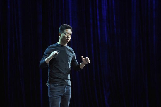 贾跃亭的测试车3月抵达上海, 4月交付,他本人呢?